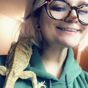 Meet your Posher, Lexi